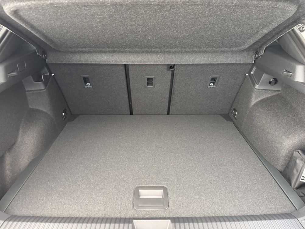 Acheter Volkswagen T-Roc T-Roc 1.5 eTSI EVO2 Hybrid 150 ch DSG7 R-Line 5p neuf dans les concessions du Groupe Faurie