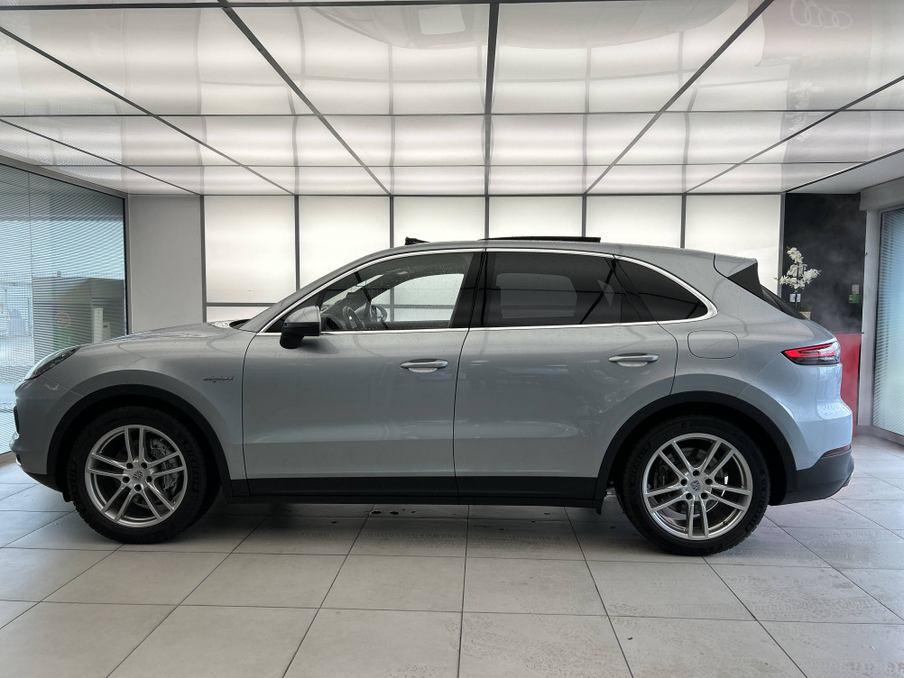 Acheter Porsche Cayenne Cayenne E-Hybrid 3.0 V6 462 ch Tiptronic BVA  5p occasion dans les concessions du Groupe Faurie