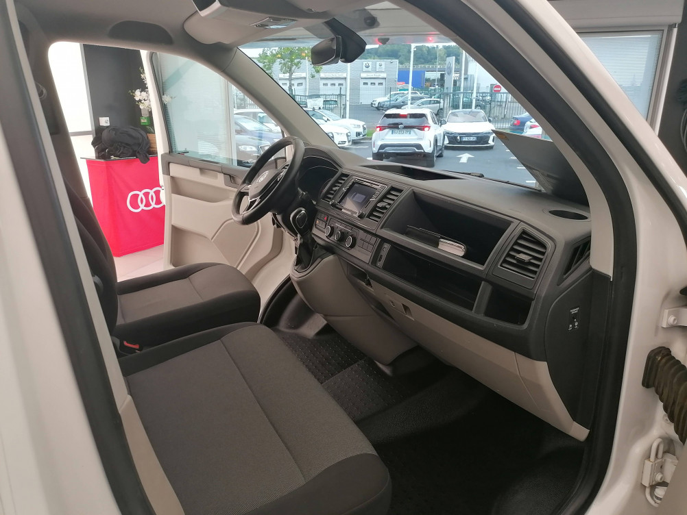 Acheter Volkswagen Transporter Fourgon T6 TRANSPORTER FGN TOLE L1H1 2.0 TDI 204 DSG7 BUSINESS LINE PLUS 4p occasion dans les concessions du Groupe Faurie
