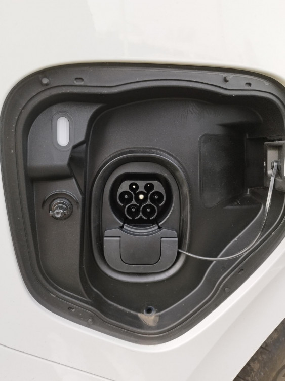 Acheter Volkswagen ID. Buzz Cargo ID. BUZZ CARGO 286 CH PRO  4p neuf dans les concessions du Groupe Faurie