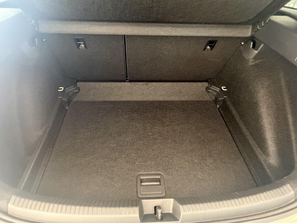 Acheter Volkswagen Taigo Taigo 1.0 TSI 110 DSG7 R-Line 5p occasion dans les concessions du Groupe Faurie