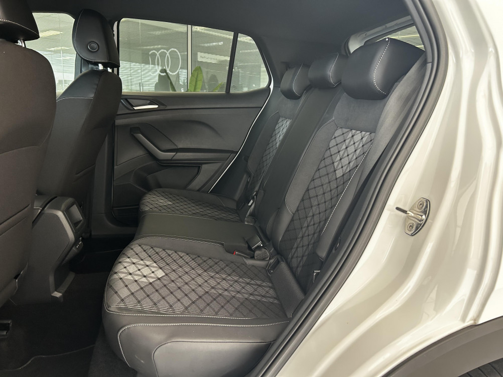 Acheter Volkswagen T-Cross T-Cross 1.0 TSI 116 Start/Stop DSG7 R-Line 5p occasion dans les concessions du Groupe Faurie