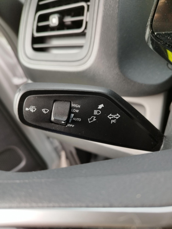 Acheter Volkswagen ID. Buzz Cargo ID. BUZZ CARGO 286 CH PRO  4p neuf dans les concessions du Groupe Faurie