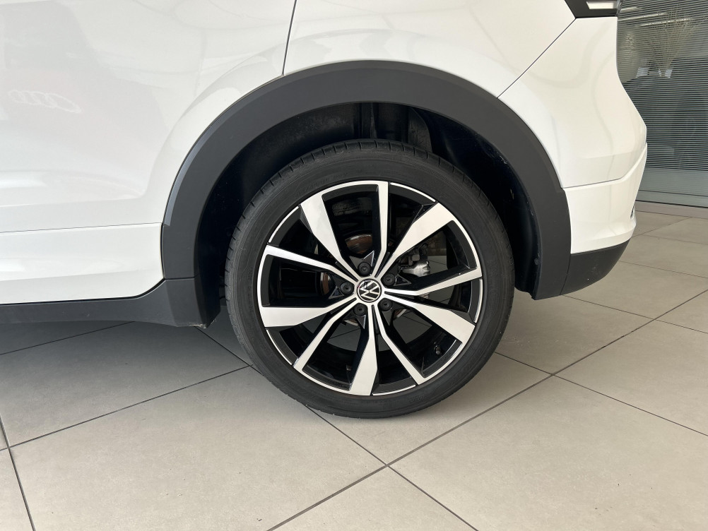 Acheter Volkswagen T-Cross T-Cross 1.0 TSI 116 Start/Stop DSG7 R-Line 5p occasion dans les concessions du Groupe Faurie