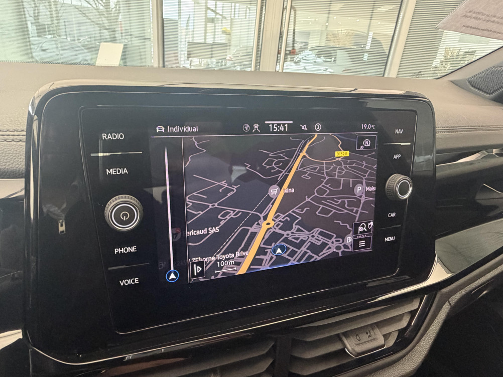 Acheter Volkswagen T-Roc T-Roc 1.5 TSI EVO2 150 Start/Stop DSG7 R-Line 5p occasion dans les concessions du Groupe Faurie