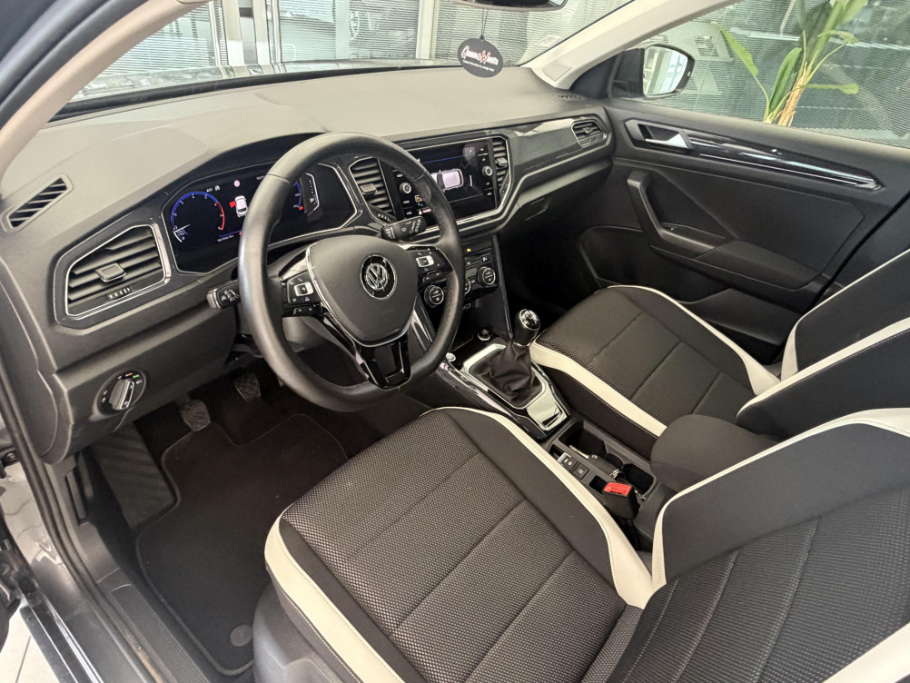 Acheter Volkswagen T-Roc T-Roc 1.5 TSI 150 EVO Start/Stop BVM6 Carat 5p occasion dans les concessions du Groupe Faurie