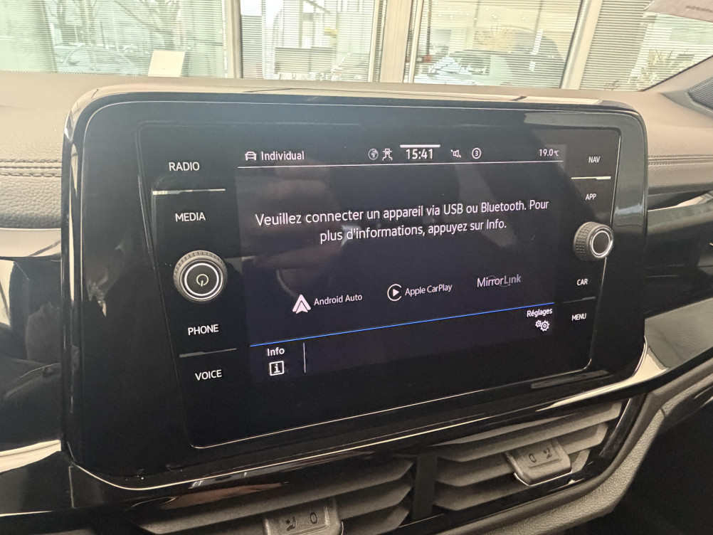 Acheter Volkswagen T-Roc T-Roc 1.5 TSI EVO2 150 Start/Stop DSG7 R-Line 5p occasion dans les concessions du Groupe Faurie