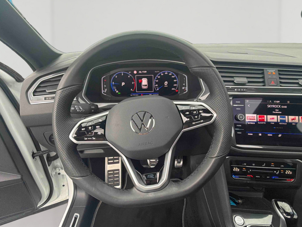 Acheter Volkswagen Tiguan Allspace Tiguan Allspace 2.0 TDI 150ch DSG7 R-Line 5p occasion dans les concessions du Groupe Faurie