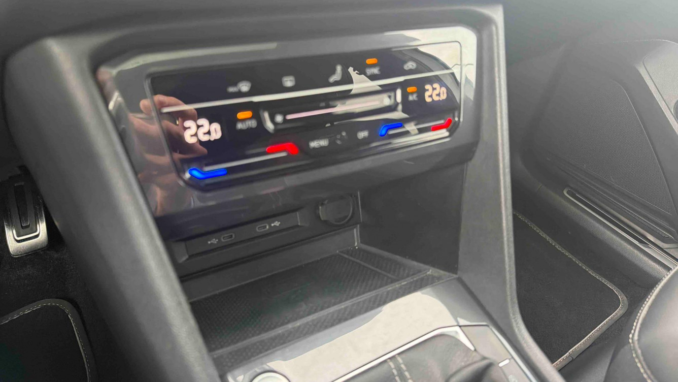 Acheter Volkswagen Tiguan Allspace Tiguan Allspace 2.0 TDI 150ch DSG7 R-Line 5p occasion dans les concessions du Groupe Faurie