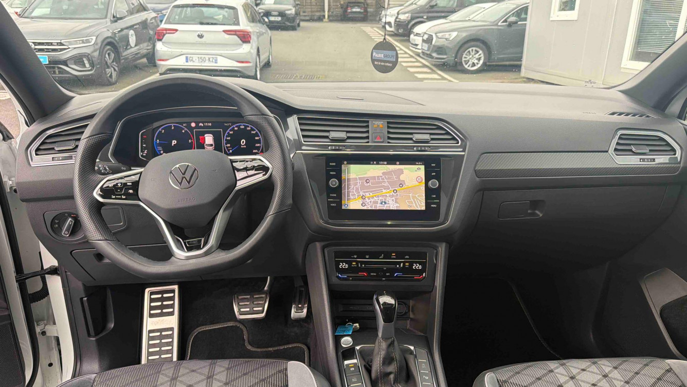 Acheter Volkswagen Tiguan Allspace Tiguan Allspace 2.0 TDI 150ch DSG7 R-Line 5p occasion dans les concessions du Groupe Faurie