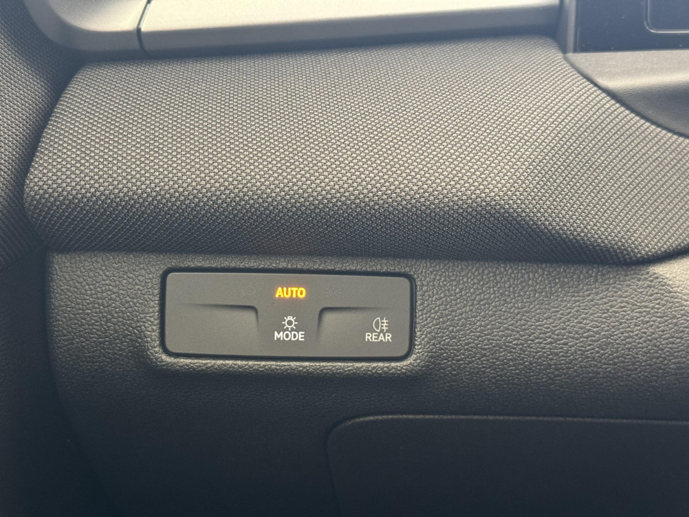 Acheter Volkswagen T-Roc T-Roc 1.5 eTSI EVO2 Hybrid 116 ch DSG7 Life 5p neuf dans les concessions du Groupe Faurie