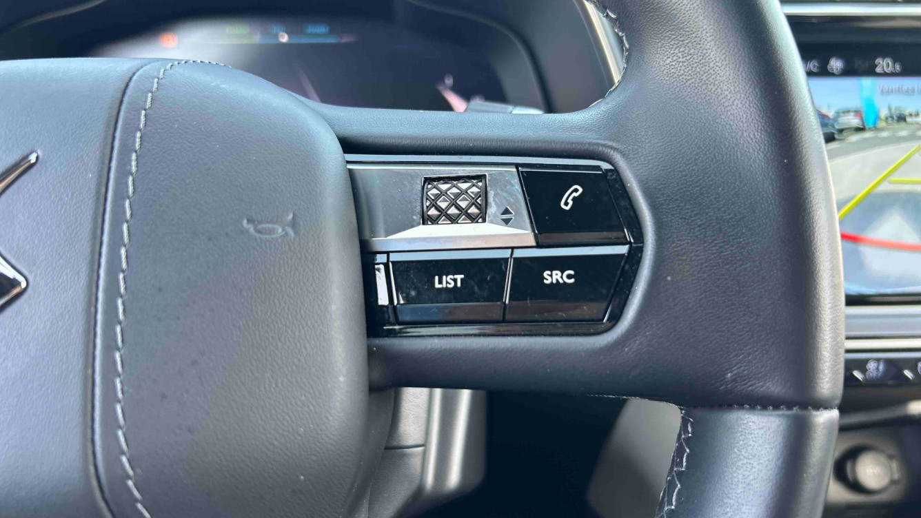 Acheter Ds DS7 DS 7 Hybride Rechargeable E-Tense 360 EAT8 4x4 Opera 5p occasion dans les concessions du Groupe Faurie