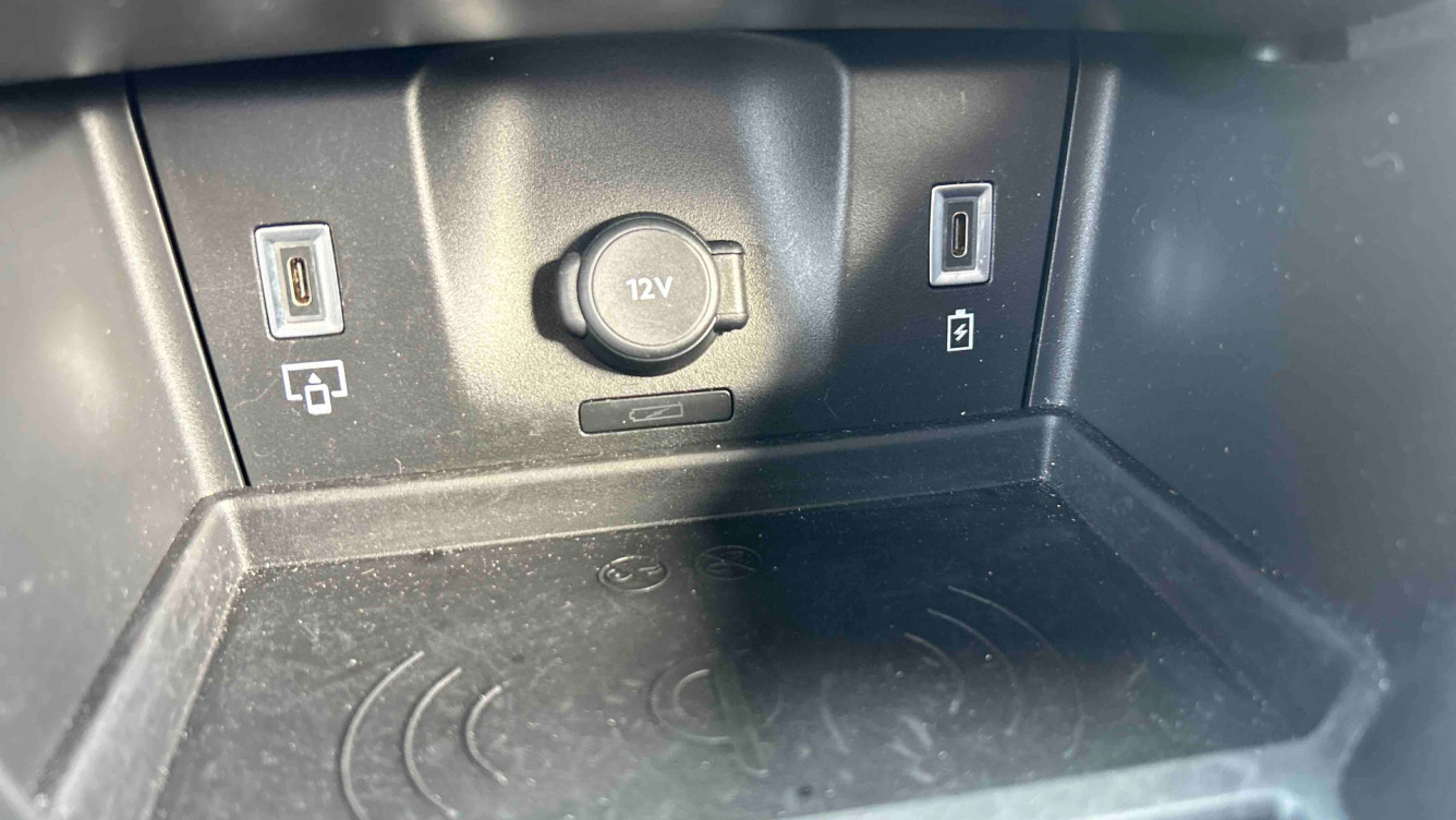 Acheter Ds DS7 DS 7 Hybride Rechargeable E-Tense 360 EAT8 4x4 Opera 5p occasion dans les concessions du Groupe Faurie