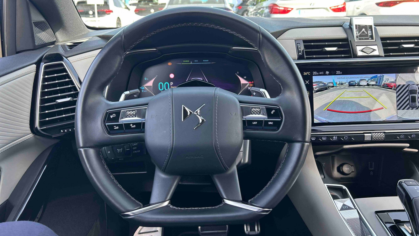 Acheter Ds DS7 DS 7 Hybride Rechargeable E-Tense 360 EAT8 4x4 Opera 5p occasion dans les concessions du Groupe Faurie