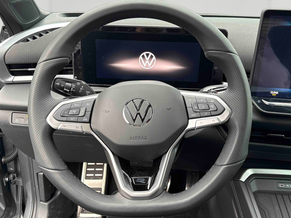 Acheter Volkswagen T-Roc T-Roc 1.5 eTSI EVO2 Hybrid 150 ch DSG7 R-Line 5p neuf dans les concessions du Groupe Faurie