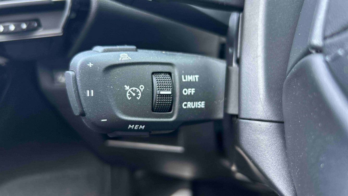 Acheter Ds DS7 DS 7 Hybride Rechargeable E-Tense 360 EAT8 4x4 Opera 5p occasion dans les concessions du Groupe Faurie