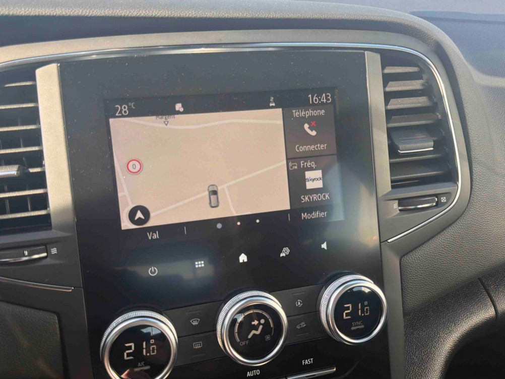 Acheter Renault Megane 4 Mégane IV Berline Blue dCi 115 EDC Business 5p occasion dans les concessions du Groupe Faurie