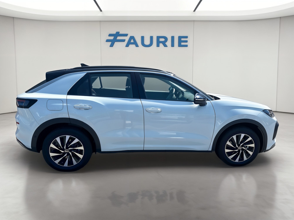 Acheter Volkswagen T-Roc T-Roc 1.5 eTSI EVO2 Hybrid 116 ch DSG7 Life 5p neuf dans les concessions du Groupe Faurie