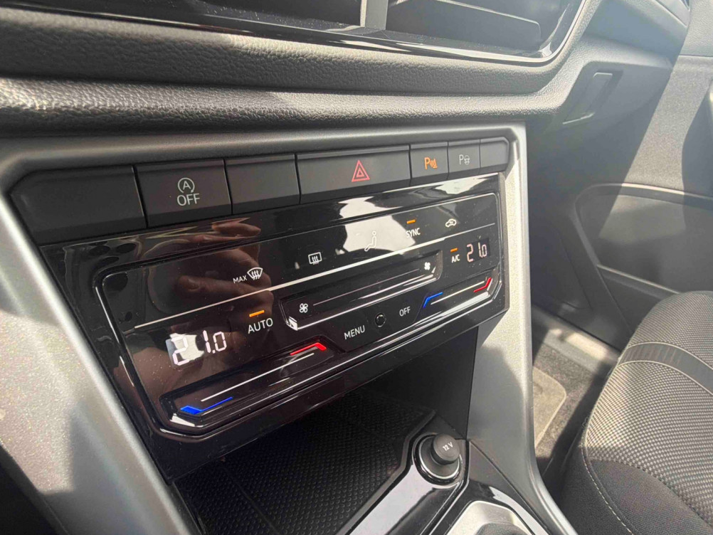 Acheter Volkswagen T-Roc T-Roc 1.0 TSI 110 Start/Stop BVM6 Life 5p occasion dans les concessions du Groupe Faurie