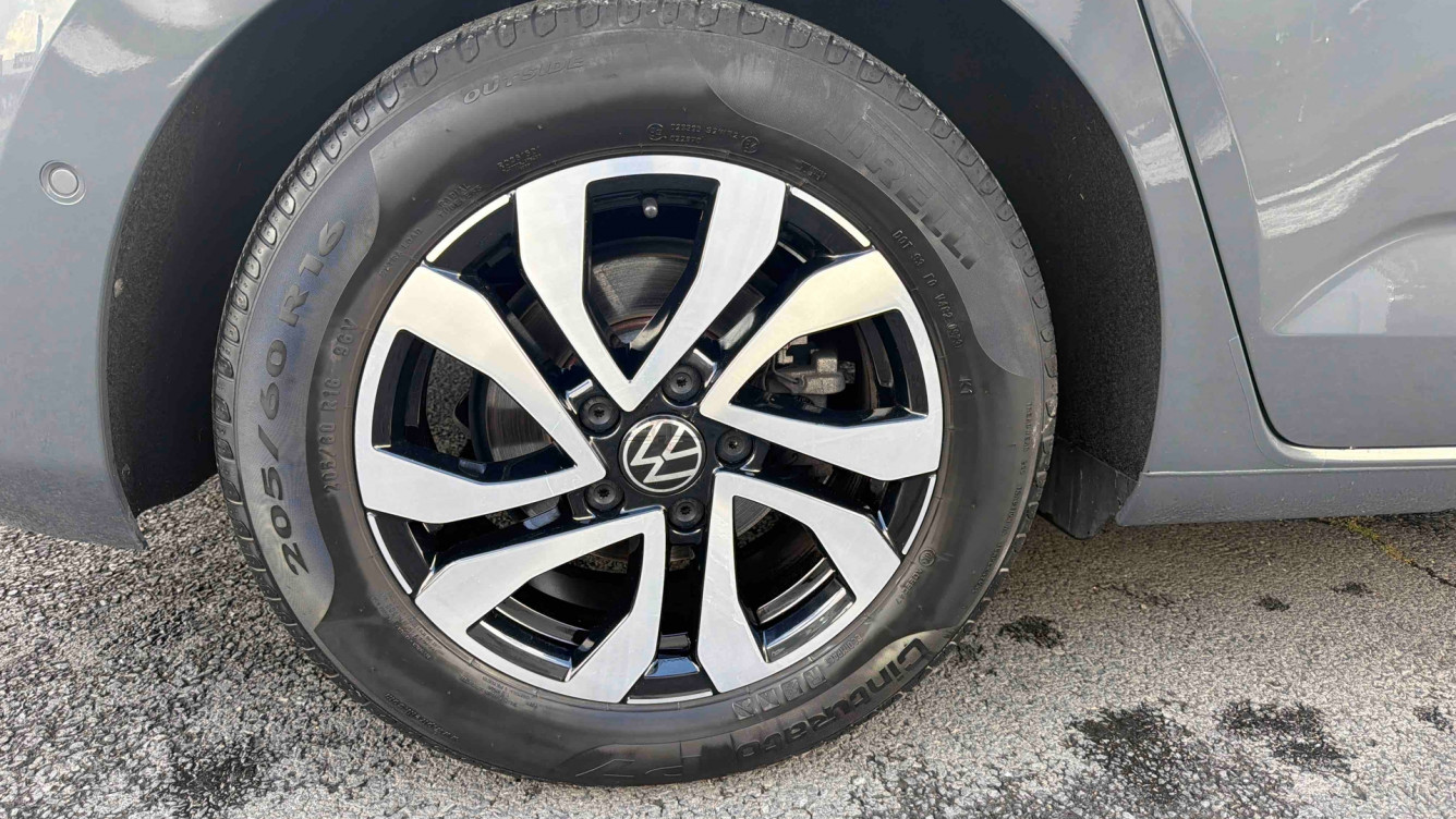Acheter Volkswagen Touran Touran 2.0 TDI 150 DSG7 5pl Active 5p occasion dans les concessions du Groupe Faurie