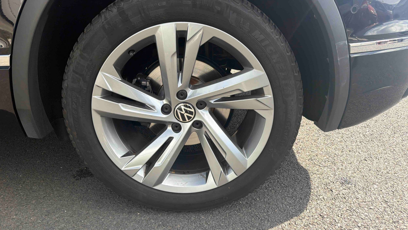 Acheter Volkswagen Tiguan Tiguan 2.0 TDI 150ch DSG7 R-Line Exclusive 5p occasion dans les concessions du Groupe Faurie