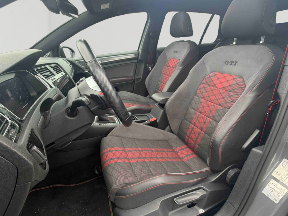 Acheter Volkswagen Golf Golf 2.0 TSI 290 DSG7 GTI TCR 5p occasion dans les concessions du Groupe Faurie