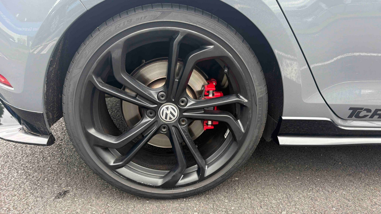 Acheter Volkswagen Golf Golf 2.0 TSI 290 DSG7 GTI TCR 5p occasion dans les concessions du Groupe Faurie
