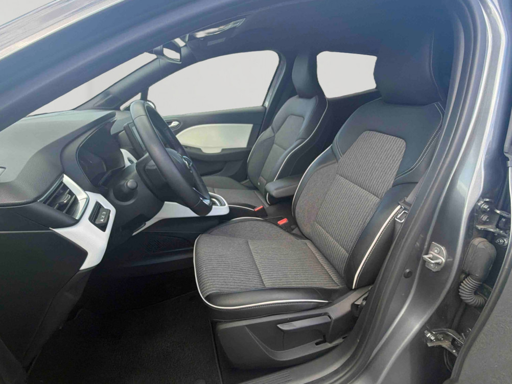 Acheter Renault Clio 5 Clio E-Tech hybride 145 Techno 5p occasion dans les concessions du Groupe Faurie