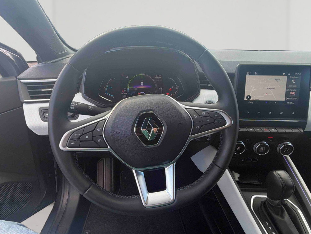 Acheter Renault Clio 5 Clio E-Tech hybride 145 Techno 5p occasion dans les concessions du Groupe Faurie