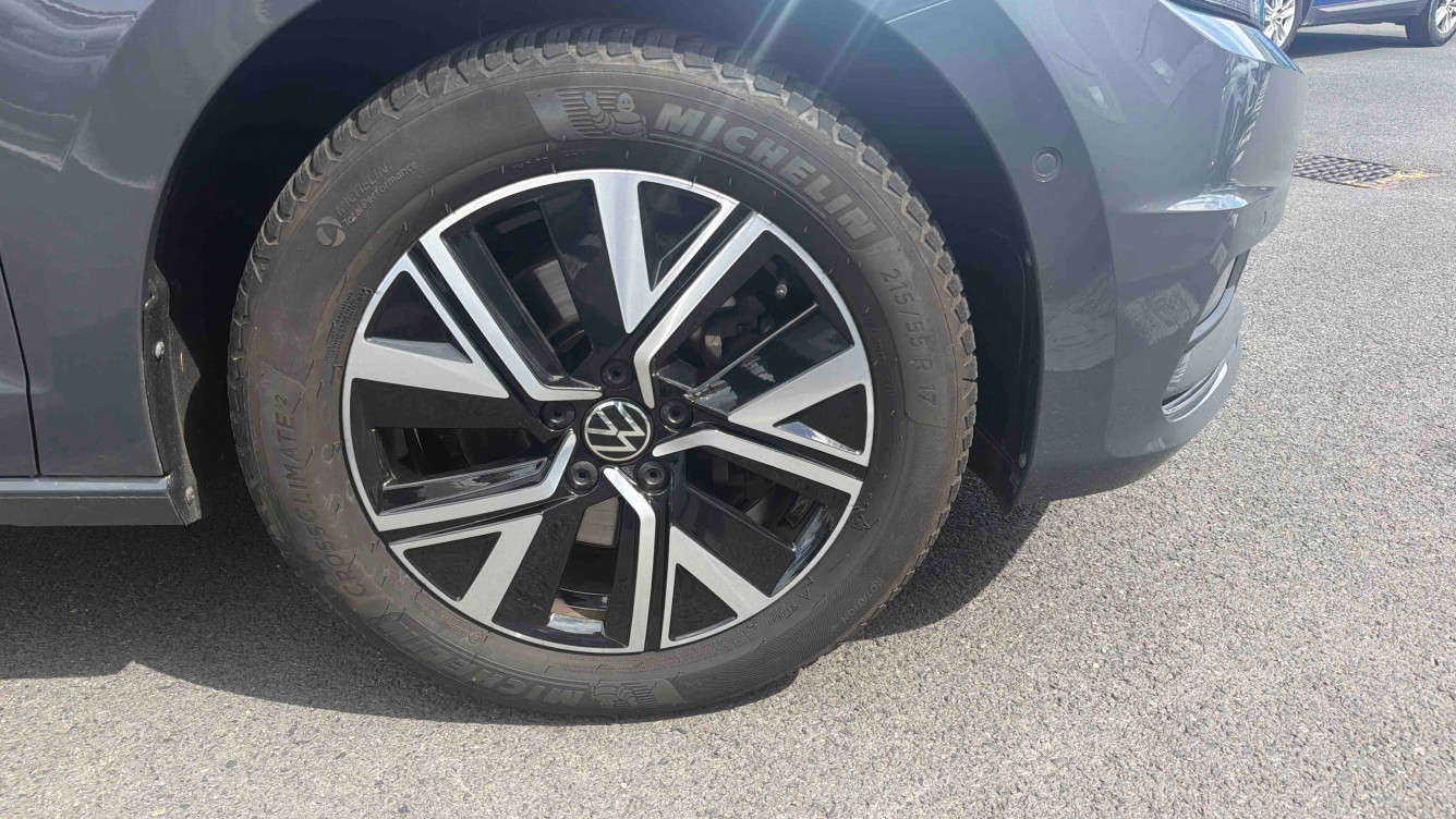 Acheter Volkswagen Touran Touran 2.0 TDI 150 DSG7 7pl Carat 5p occasion dans les concessions du Groupe Faurie