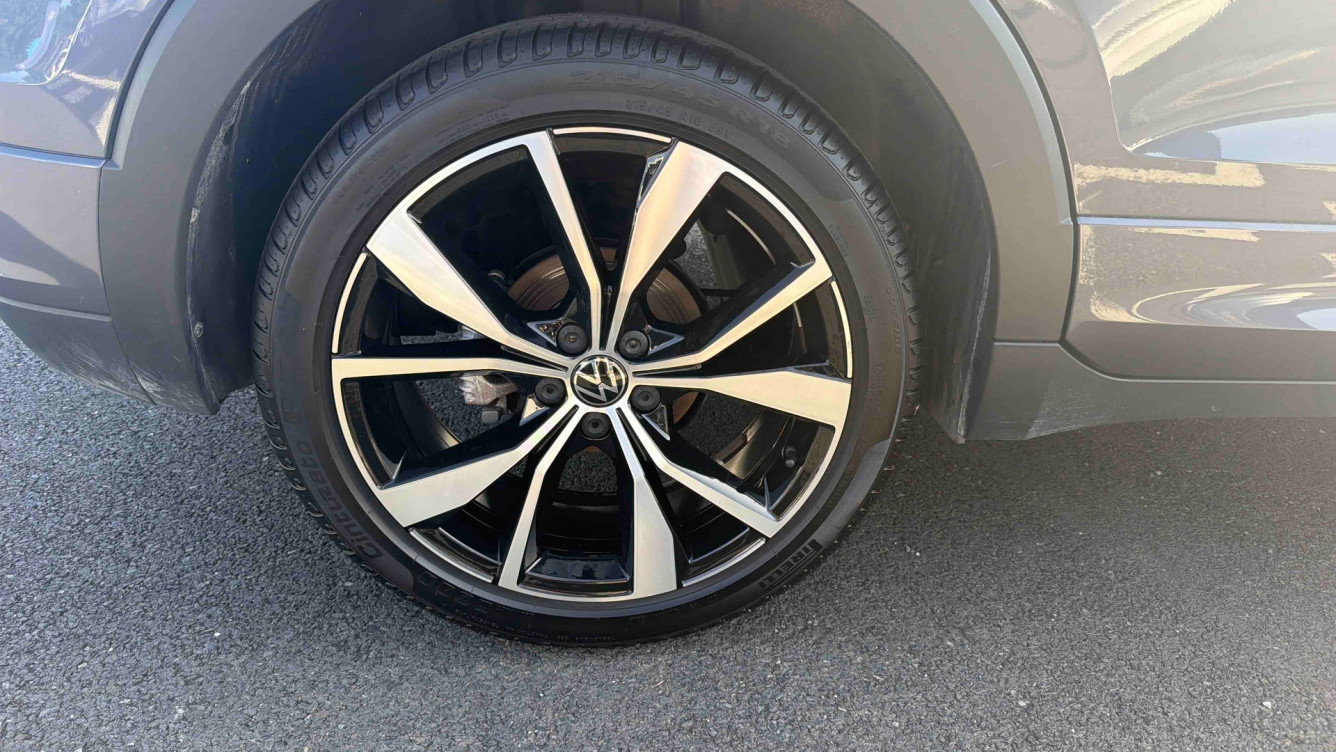Acheter Volkswagen T-Cross T-Cross 1.0 TSI 116 Start/Stop DSG7 R-Line Edition 5p occasion dans les concessions du Groupe Faurie