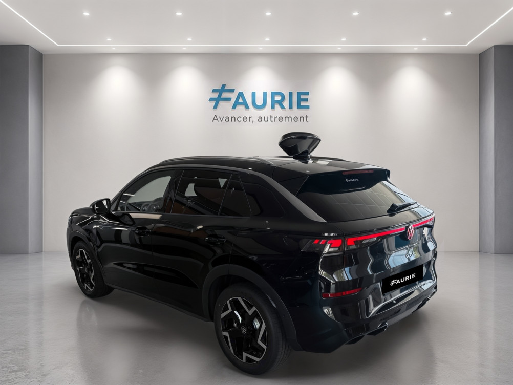 Acheter Volkswagen T-Roc T-Roc 1.5 eTSI EVO2 Hybrid 150 ch DSG7 R-Line 5p neuf dans les concessions du Groupe Faurie