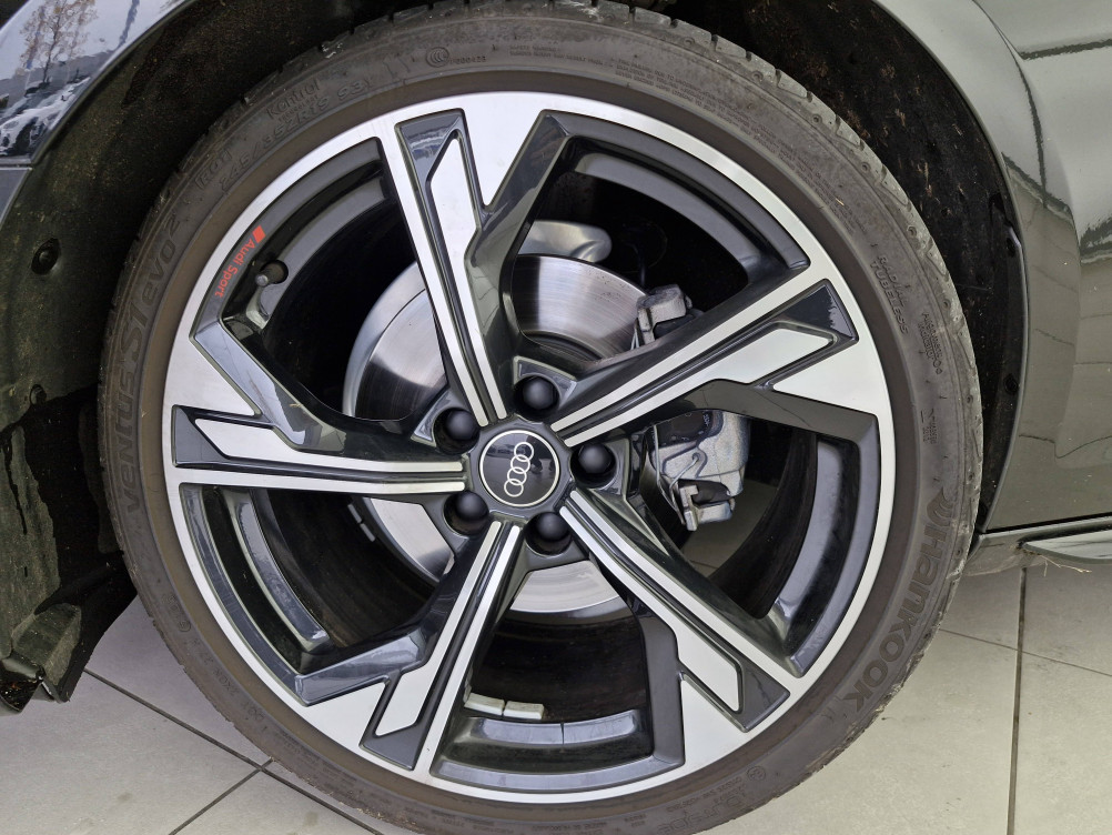 Acheter Audi A4 A4 Avant 35 TDI 163 S tronic 7 Competition 5p occasion dans les concessions du Groupe Faurie