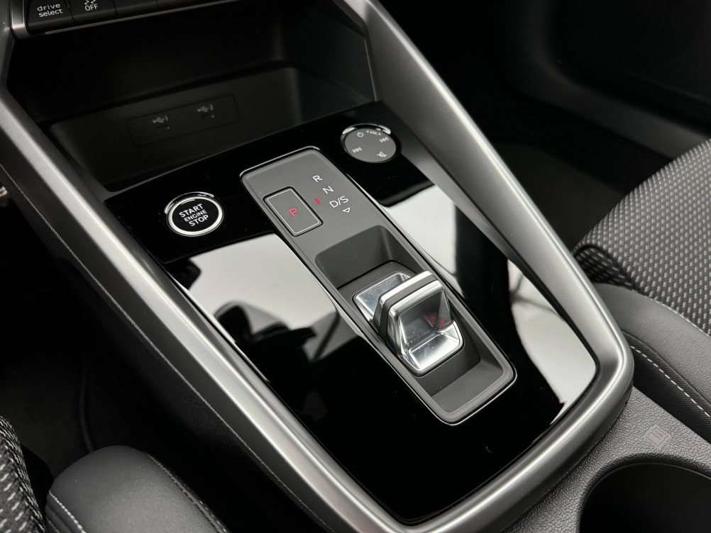 Acheter Audi A3 A3 Sportback 40 TFSIe 204 S tronic 6 S Line 5p neuf dans les concessions du Groupe Faurie