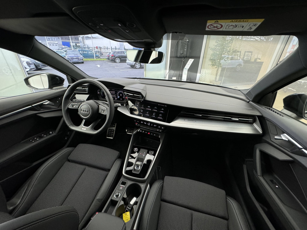 Acheter Audi A3 A3 Sportback 40 TFSIe 204 S tronic 6 S Line 5p neuf dans les concessions du Groupe Faurie