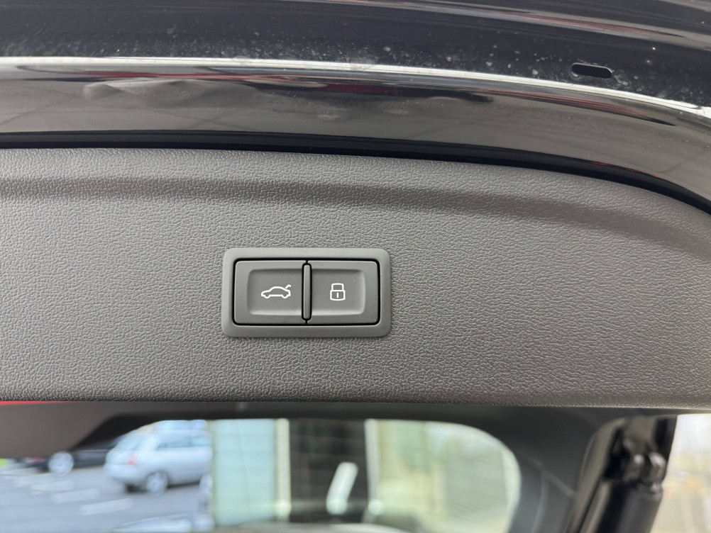 Acheter Audi A3 A3 Sportback 40 TFSIe 204 S tronic 6 S Line 5p neuf dans les concessions du Groupe Faurie