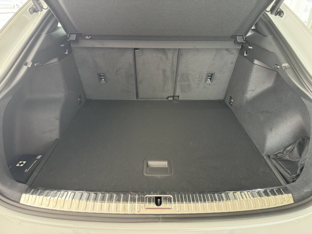 Acheter Audi Q3 Q3 Sportback 35 TFSI 150 ch S tronic 7 S line 5p neuf dans les concessions du Groupe Faurie