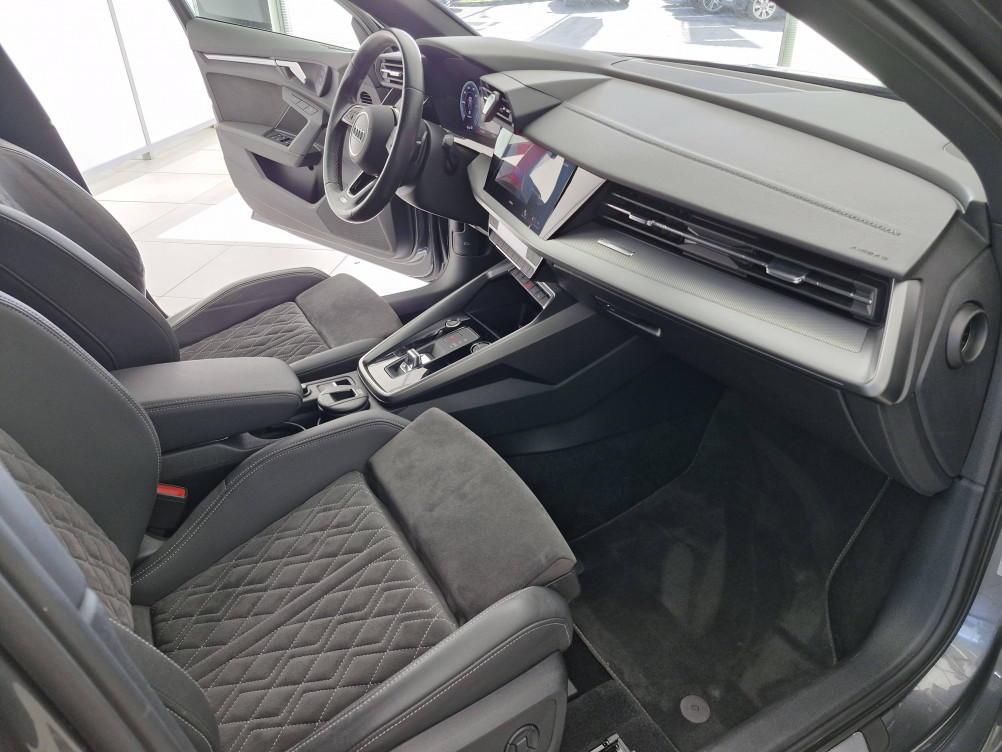 Acheter Audi A3 A3 Sportback 40 TFSIe 204 S tronic 6 S Line 5p occasion dans les concessions du Groupe Faurie