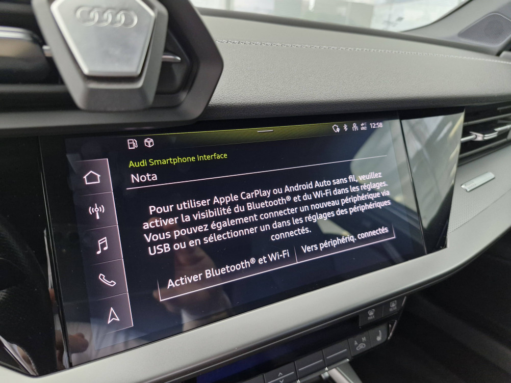 Acheter Audi A3 A3 Sportback 40 TFSIe 204 S tronic 6 S Line 5p occasion dans les concessions du Groupe Faurie