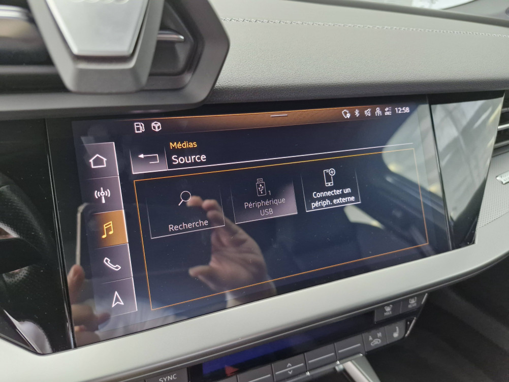 Acheter Audi A3 A3 Sportback 40 TFSIe 204 S tronic 6 S Line 5p occasion dans les concessions du Groupe Faurie