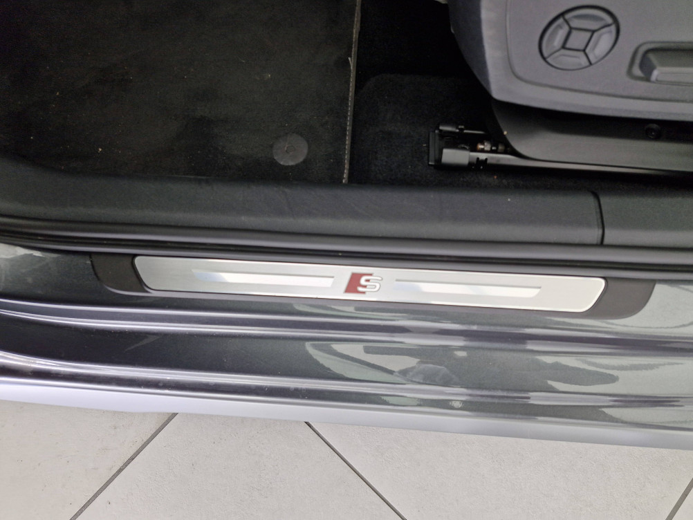 Acheter Audi A3 A3 Sportback 40 TFSIe 204 S tronic 6 S Line 5p occasion dans les concessions du Groupe Faurie