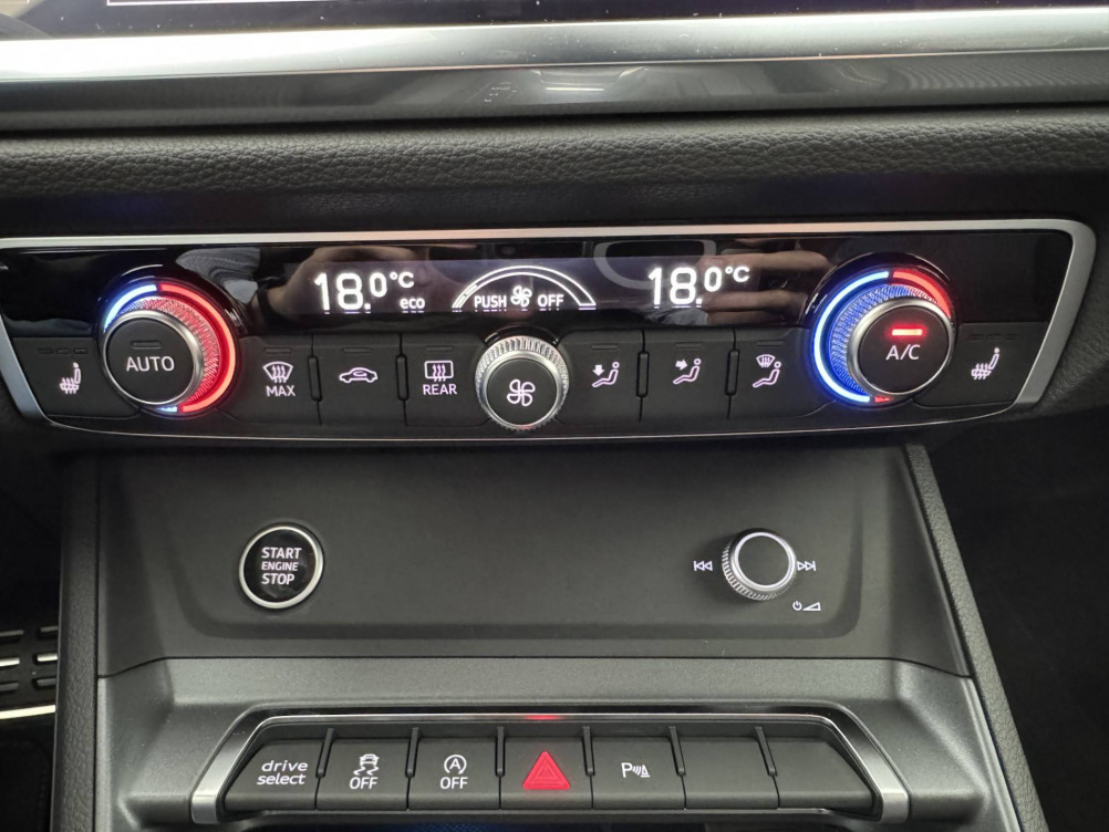 Acheter Audi Q3 Q3 35 TFSI 150 ch S tronic 7 Black Edition 5p neuf dans les concessions du Groupe Faurie