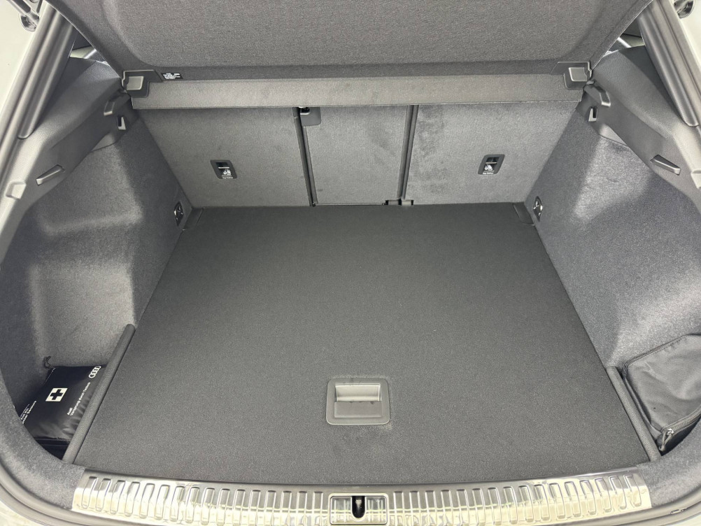 Acheter Audi Q3 Q3 35 TFSI 150 ch S tronic 7 Black Edition 5p neuf dans les concessions du Groupe Faurie
