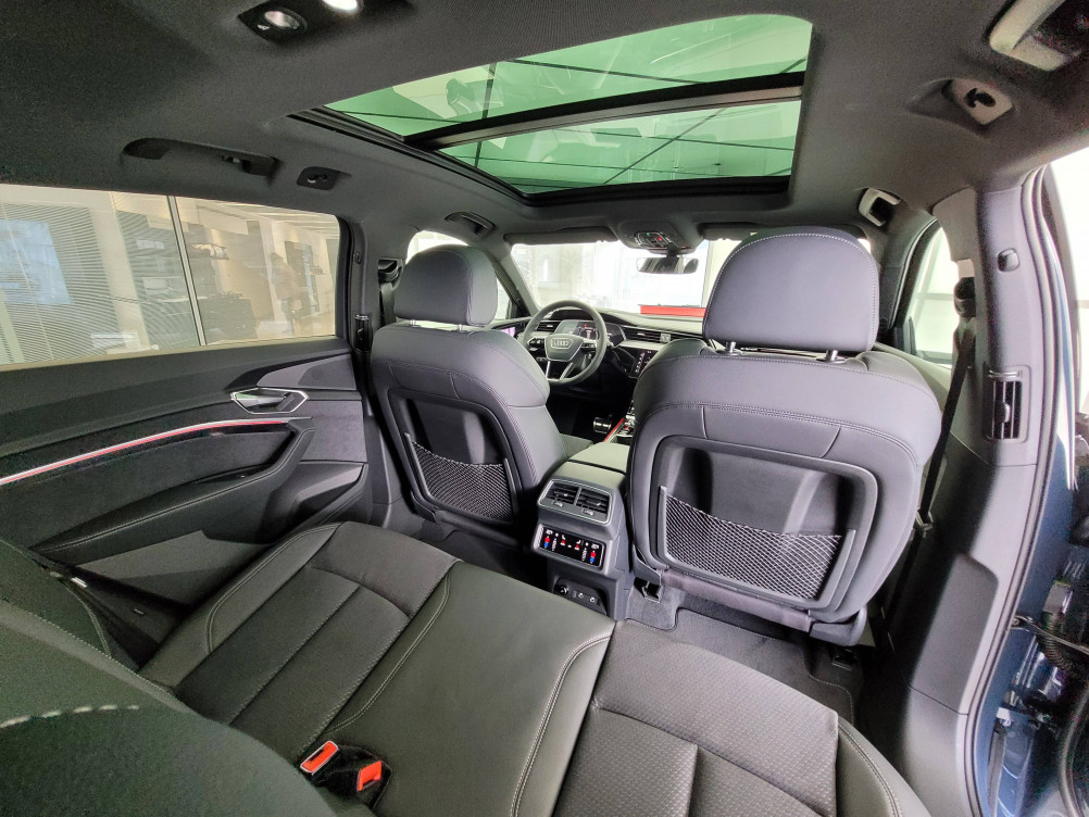 Acheter Audi Q8 e-tron Q8 e-tron 55 408 ch 114 kWh Quattro S line 5p occasion dans les concessions du Groupe Faurie