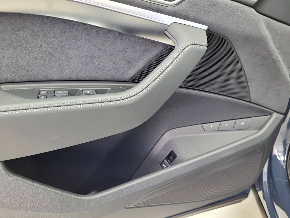 Acheter Audi Q8 e-tron Q8 e-tron 55 408 ch 114 kWh Quattro S line 5p occasion dans les concessions du Groupe Faurie