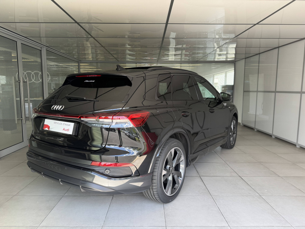 Acheter Audi Q4 Q4 e-tron 45 285 ch 82 kWh S line 5p neuf dans les concessions du Groupe Faurie
