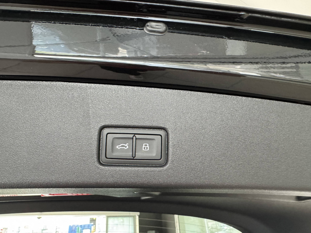 Acheter Audi Q4 Q4 e-tron 45 285 ch 82 kWh S line 5p neuf dans les concessions du Groupe Faurie