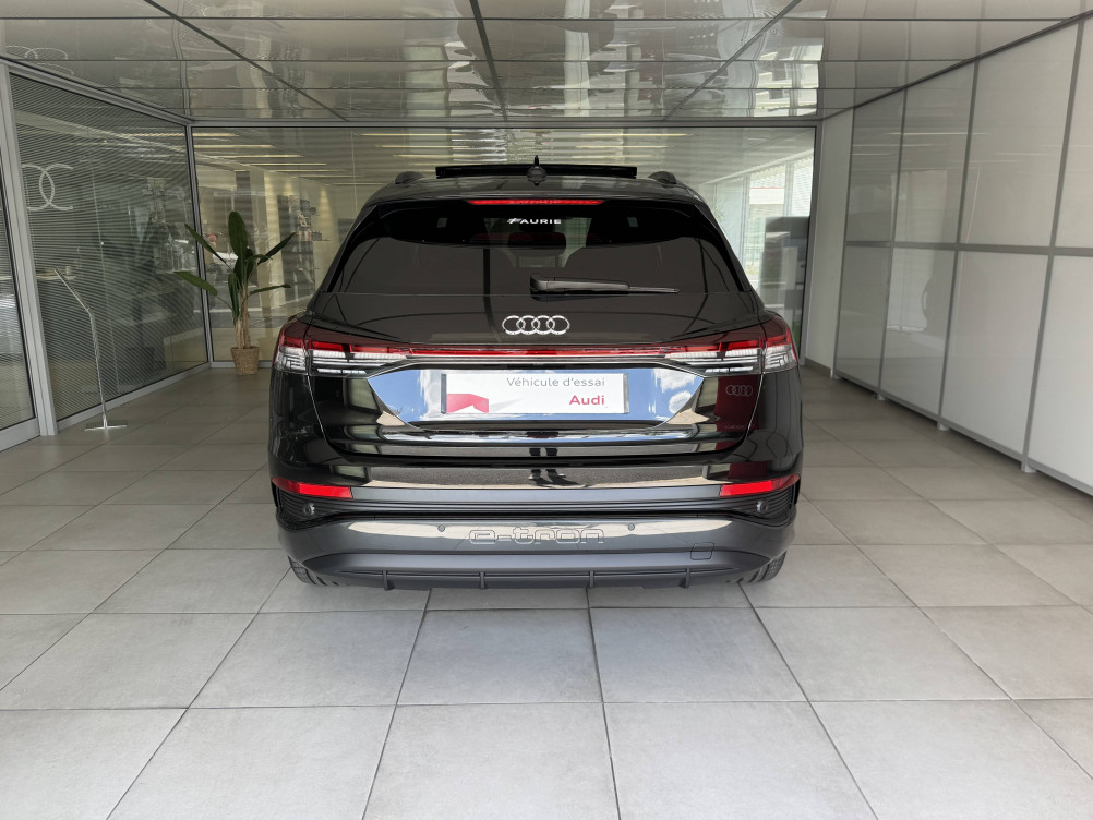 Acheter Audi Q4 Q4 e-tron 45 285 ch 82 kWh S line 5p neuf dans les concessions du Groupe Faurie