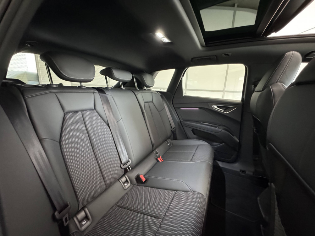 Acheter Audi Q4 Q4 e-tron 45 285 ch 82 kWh S line 5p neuf dans les concessions du Groupe Faurie