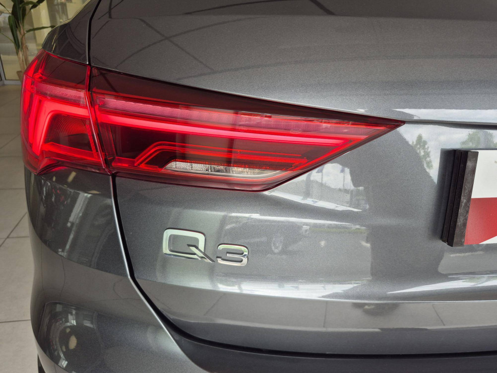 Acheter Audi Q3 Q3 45 TFSIe 245 ch S tronic 6 S line 5p occasion dans les concessions du Groupe Faurie